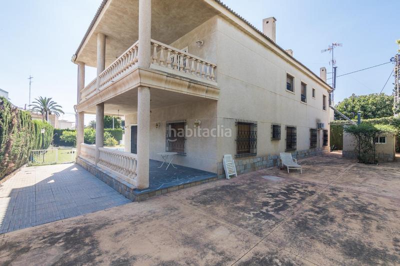 Foto 3362d95d-e1a6-44f2-91cd-3d9ec0ce38d4. Xalet amb aparcament piscina a Ciutat Jardí - Torreta Verdí Elche / Elx