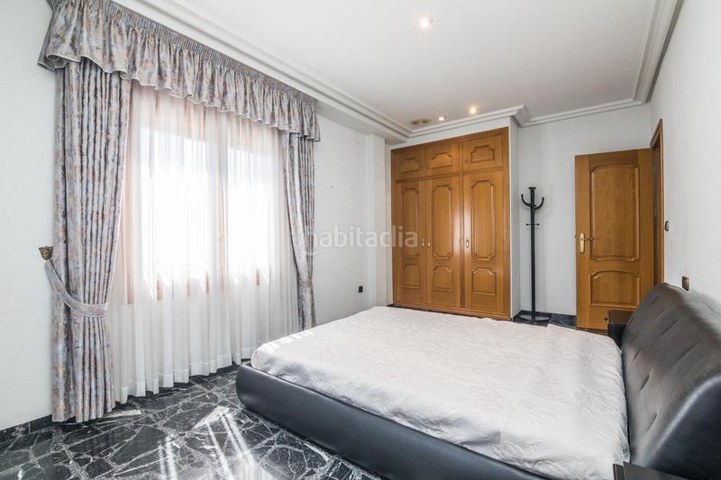 Foto a6c0b33b-95bc-4f0c-9974-f60cf4bf21c9. Xalet amb aparcament piscina a Ciutat Jardí - Torreta Verdí Elche / Elx