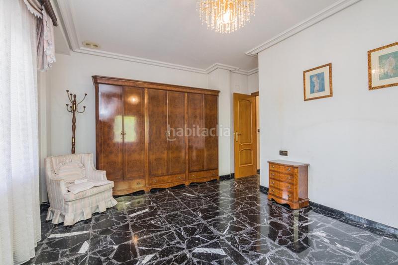 Foto c5143542-81a0-4043-ab65-728c00da3b62. Xalet amb aparcament piscina a Ciutat Jardí - Torreta Verdí Elche / Elx