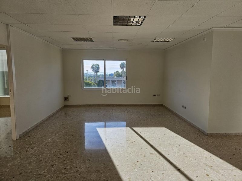 Foto 7071351b-4bb6-49f9-9251-c6524beb1131. Affitto ufficio in Torrellano Elche / Elx