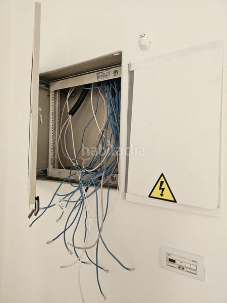 Foto a4959f98-aad1-4448-8a5c-b8e03686b6d3. Affitto ufficio in Torrellano Elche / Elx