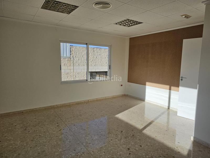 Foto 9361b53b-5955-42ca-96c9-adb351b174fc. Location bureau dans Torrellano Elche / Elx