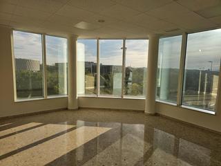 Location Bureau à Torrellano. Magnificas oficinas en alquiler en parque empresarial