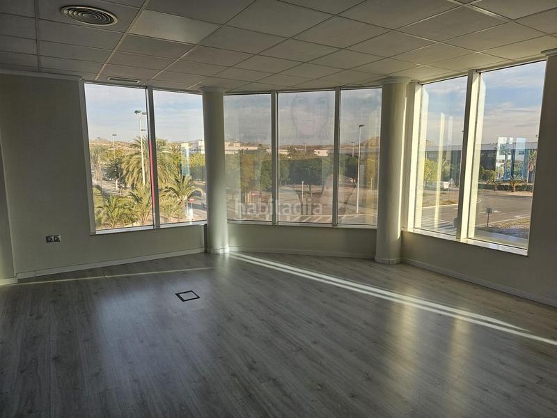 Foto 254dd699-cd6a-4afb-a19a-cffb68f57da8. Rent office space in Torrellano Elche / Elx