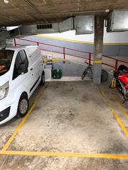 Posto auto in Carrer de ferran puig 130. Plaza de parking grande ideal para furgonetas y coches grandes