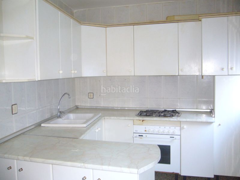 Foto aa439f0a-e667-4973-801d-124e61a3a788. Casa adossada a Alloza