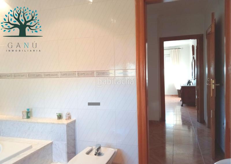 Foto a39fc928-1264-45b0-ac2a-8eee03cf0f40. Chalet espectacular chalet pueblo en Mazarrón casco urbano Mazarrón