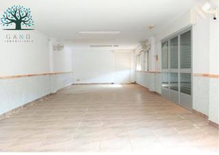 Locale commerciale  Avenida narciso yepes. Local comercial en el rihuete