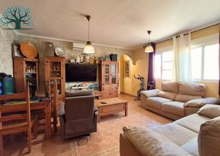 Appartement  Calle ceballos. Piso en planta alta en la cañadica