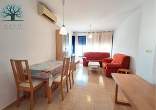 Apartament  Calle isla de buda. Céntrico apartamento en isla plana con garaje y trastero