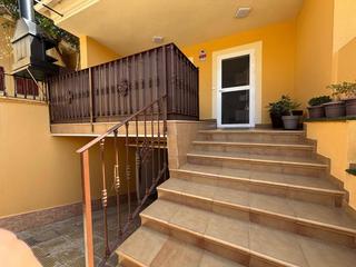Duplex  Avenida costa cálida. Dúplex reformado en la cumbre