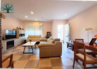 Duplex  Calle virgen de fátima. Vivienda lista para entrar a vivir en la cañadica