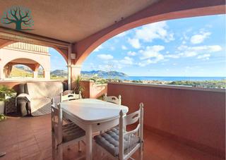 Appartement à Los Puertos. Preciosa planta baja en isla plana