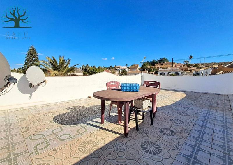 Foto 5140adff-0a38-49ff-b8d0-14f59aa6dc31. Chalet avec parking dans Mazarrón casco urbano Mazarrón