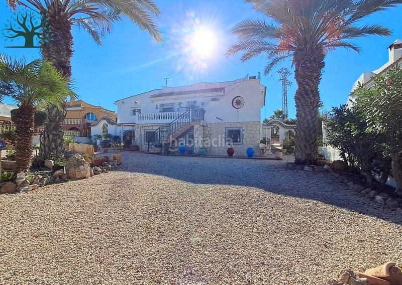 Foto ffa468ea-8b3c-4e38-b987-c6d0ddc55364. Chalet avec parking dans Mazarrón casco urbano Mazarrón