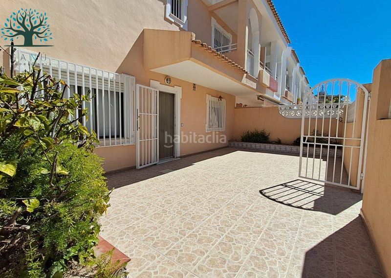 Foto ccf47ee3-8b21-4165-b4fd-64bf513901d8. Dúplex  reformado en esquina en la zona de Bahia en Mazarrón