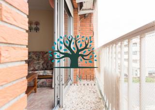 Apartment  Calle la fábrica. Apartamento en el paseo a 50 metros de la playa
