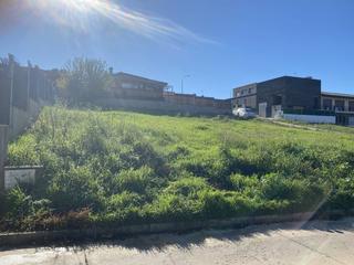 Terrain résidentiel à Calle europa 1912. Terreno en venta en el casar