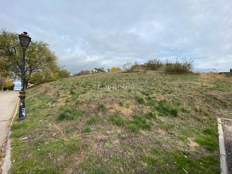 Foto aba4dae7-4f6a-4ab6-9d35-d087924abcd8. Terreny residencial a calle castellón 1017 a Casar (El)