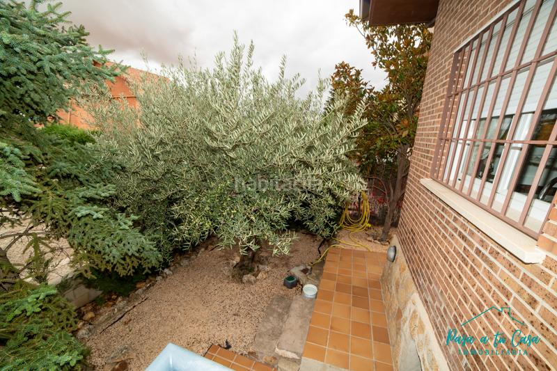 Foto 76809bed-ed7c-44a7-848d-672d1c99fe8c. Chalet precioso chalet unifamiliar en venta en el casar – urbanización los arenales en Casar (El)