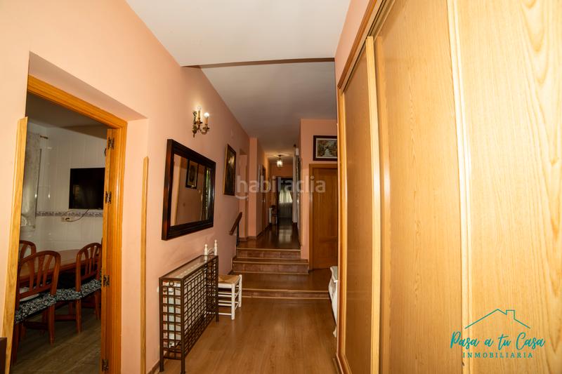 Foto db5514ee-22a8-4e59-9e51-66351dbbf06e. Chalet precioso chalet unifamiliar en venta en el casar – urbanización los arenales en Casar (El)