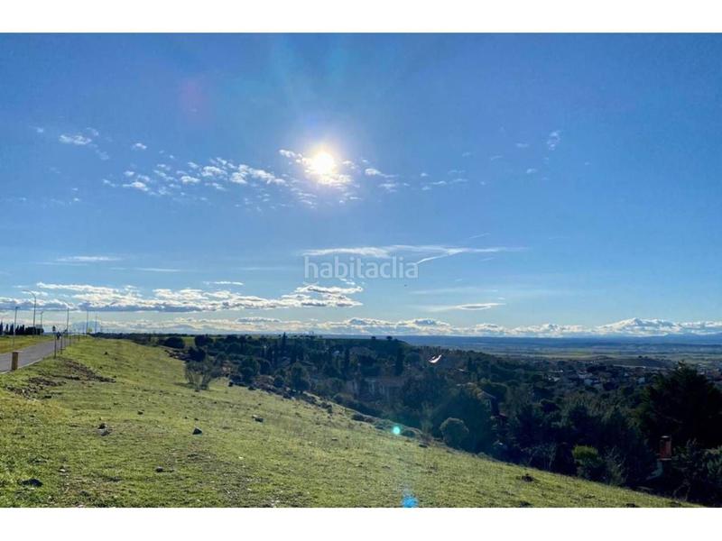 Foto aeaa124b-defd-4781-9dc9-5460d8e337a9. Terreno residenziale in calle ávila 2154 in Casar (El)