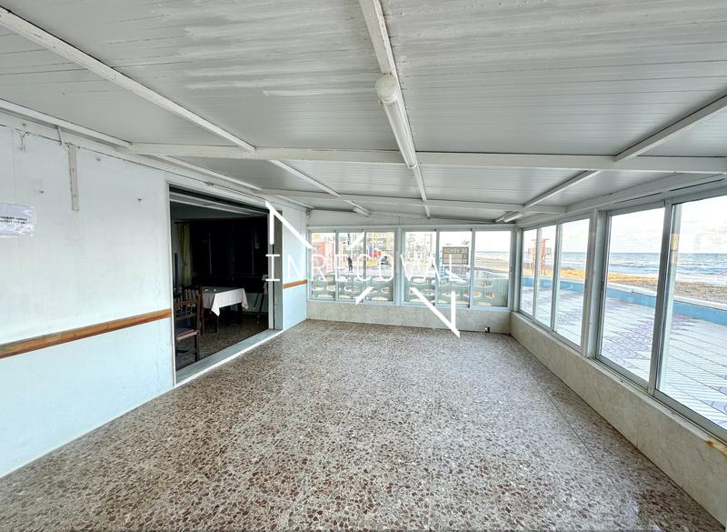 Foto 8345f564-c38b-4839-b351-be4407480479. Business premise in Mareny de Barraquetes Sueca