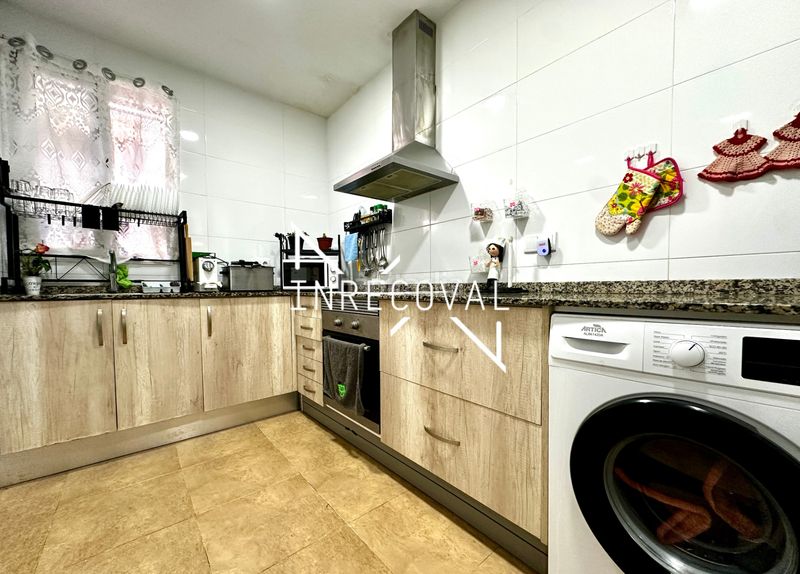 Foto 0ca39c24-3f9e-4043-8f2e-89531cd014e7. Casa a El Perelló Sueca