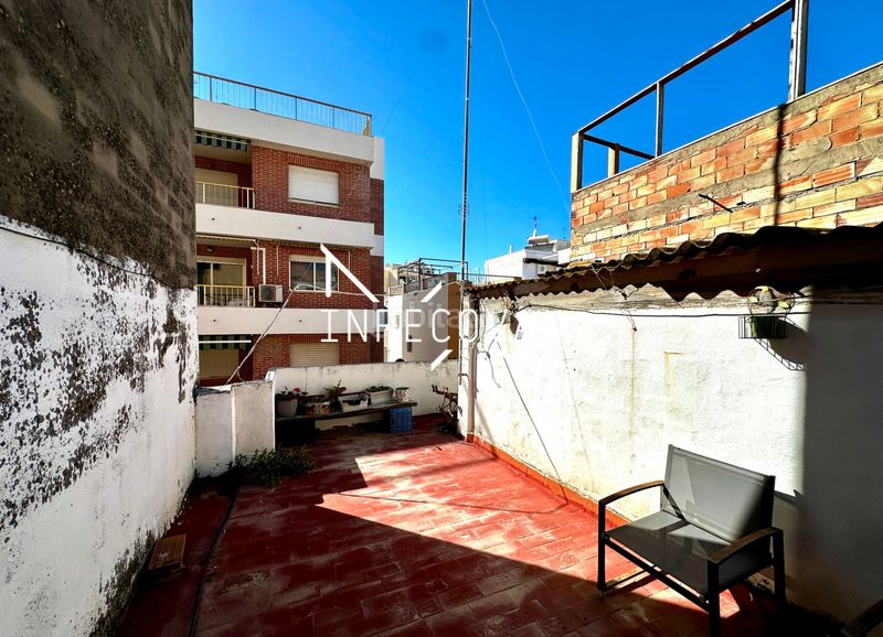 Foto 950f1bf0-dafa-41ab-b803-621e9f05aec3. Casa a El Perelló Sueca