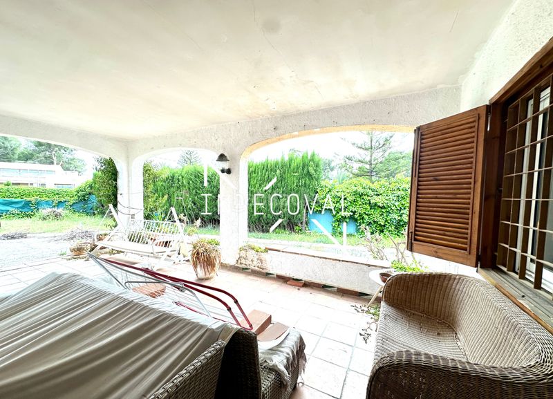 Foto ce2485f5-7ef0-4a40-a0d5-52c0b2240475. Casa amb calefacció aparcament piscina a La Cañada Paterna