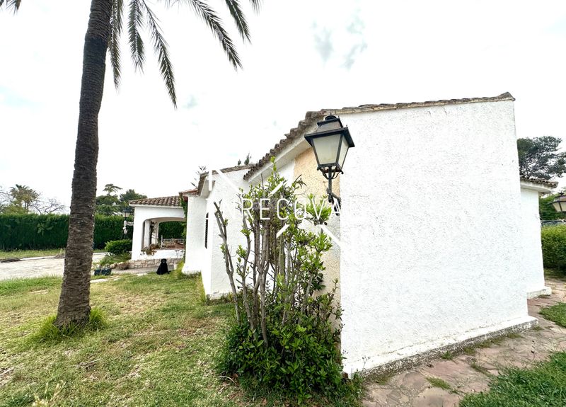 Foto e889a773-e5d9-48cd-bf3f-7c147a658495. Casa amb calefacció aparcament piscina a La Cañada Paterna