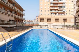 Pis  Edison,d' 4. Piso con  piscina, parking y trastero