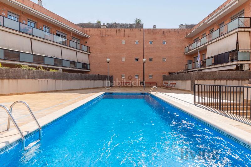 Foto 0cb12a00-43d3-47d3-98dc-620512cf9710. Pis amb calefacció aparcament piscina a La Cogullada Terrassa