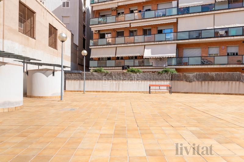 Foto 2c8aa8dc-f9a2-4276-87df-743f0a2c009b. Pis amb calefacció aparcament piscina a La Cogullada Terrassa