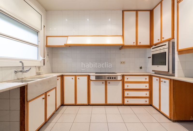 Foto b215e181-1d77-456c-8717-5684c3d626ef. Pis amb calefacció aparcament a Barri del Centre Terrassa