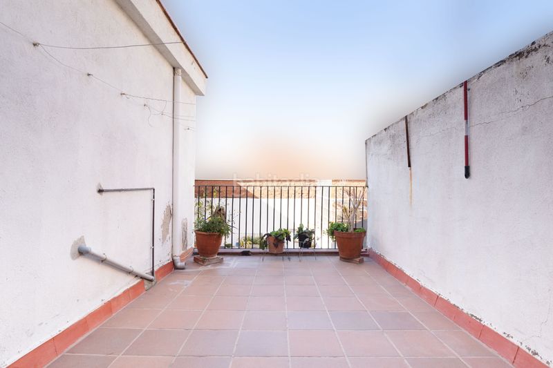 Foto c789bac0-e7b0-493d-8508-85bdbb19c01e. Casa amb calefacció a Barri del Centre Terrassa