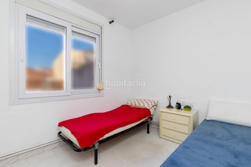 Foto d141775a-7c01-4765-892d-0f725e7a1fe4. Casa amb calefacció a Barri del Centre Terrassa