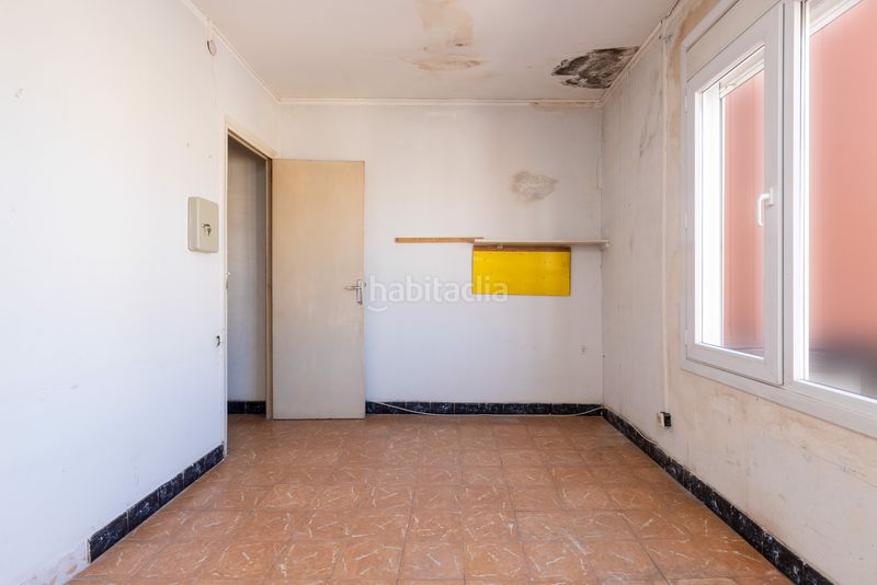 Foto d86e2a66-12cb-44c9-9103-3456124f2a50. Casa amb calefacció a Barri del Centre Terrassa