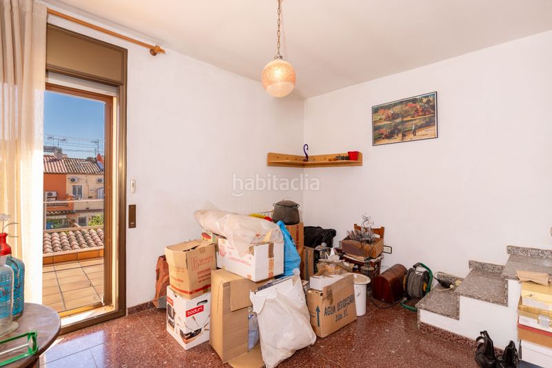 Foto 0b778a73-ee59-4875-8cc4-068bdd58d2b3. Casa amb calefacció aparcament a Barri del Centre Terrassa
