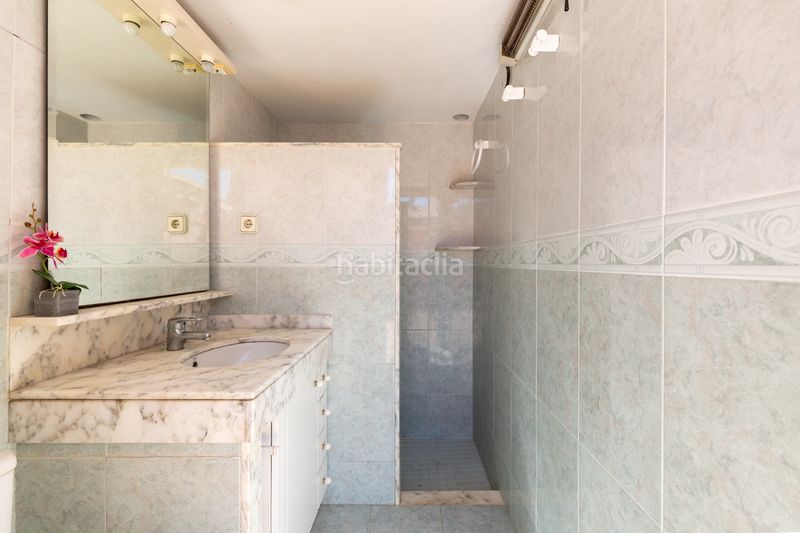 Foto e3160a67-a916-4f39-b07e-049952099573. Casa amb calefacció aparcament a Barri del Centre Terrassa