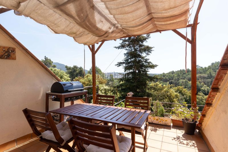 Foto 0c93208c-ccbf-40ca-9801-577fa2882298. Casa amb calefacció aparcament piscina a El Racó-Sant Feliu del Racó Castellar del Vallès