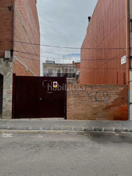 Foto 186a355e-898f-4a37-a2fd-9bc506bfbfde. Terreny residencial a Poble Nou Terrassa