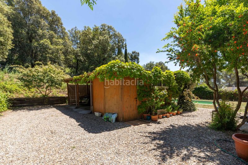 Foto c4045175-7621-4027-ae09-3dd300e932c1. Casa amb piscina a Matadepera