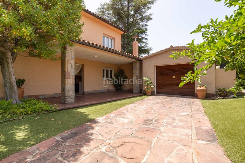 Foto dc0086ff-d649-4150-b40b-0ec31a9efa90. Casa amb calefacció aparcament piscina a Matadepera