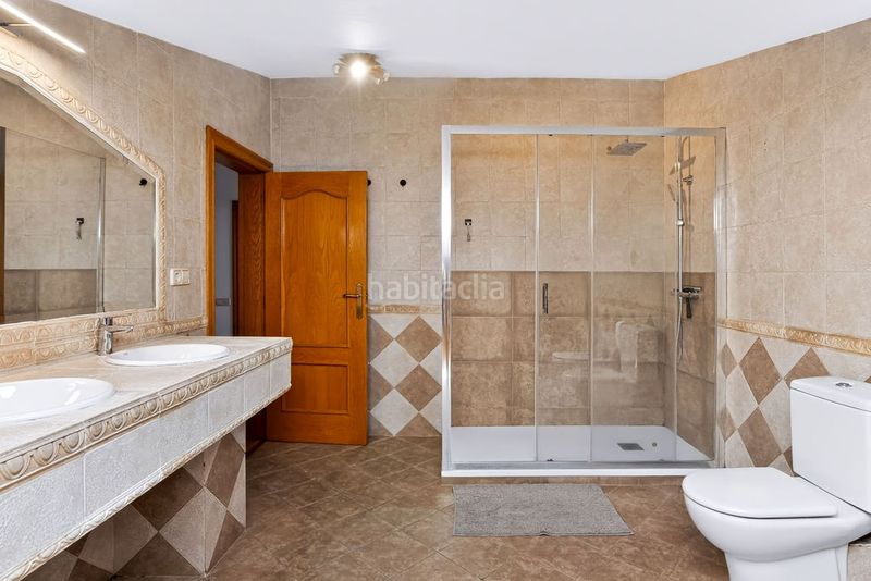 Foto 701daa26-47a3-4d8c-92e7-b2b2582bebd9. House with heating parking pool in Can Palet de Vista Alegre Terrassa