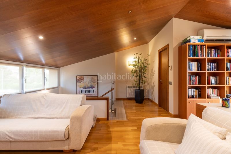 Foto 3d95b173-c6a7-4ac0-94dc-c5c294aa143e. Casa amb calefacció aparcament piscina a Matadepera