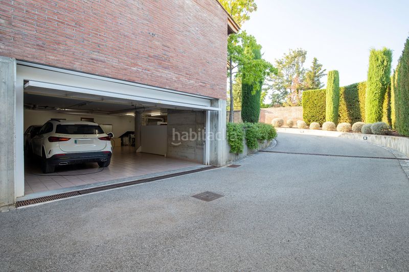 Foto a22fb70d-5af2-442e-9812-da698009c7b2. Casa amb calefacció aparcament piscina a Matadepera