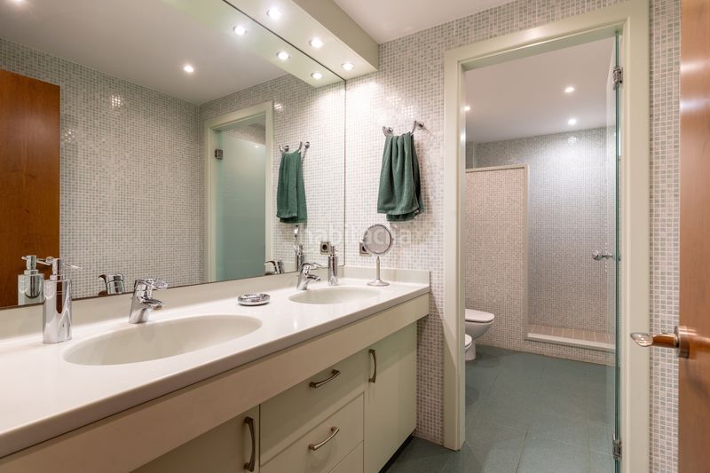 Foto cf7ca8a5-6cdd-424a-b2a8-e0e542aa12da. Casa amb calefacció aparcament piscina a Matadepera