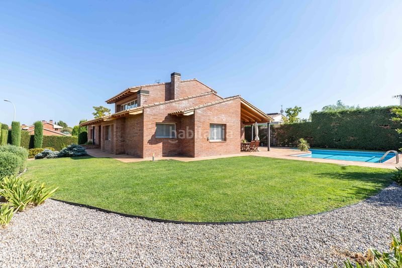 Foto ddd3d7dd-c0d4-47a5-8cb7-5a36e456a8ee. Casa amb calefacció aparcament piscina a Matadepera