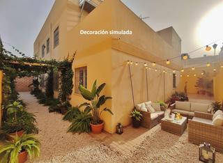 Xalet  Camino jazmn. Chalet individual en retamar con dos viviendas independientes. u